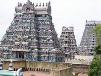 Trichy Srirangam Renganathar temple gopuram